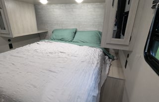 2025 Coachmen Catalina Summit Series 8 261BHS