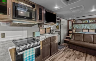 AMAZING BUNKHOUSE CAMPER!