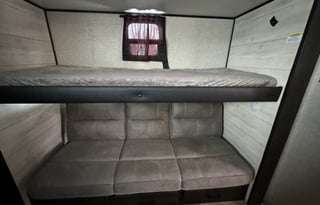 2022 Jayco Jay Flight 33RBTS