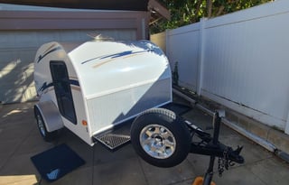 Little Guy 5 Wide. Super-lightweight towable.