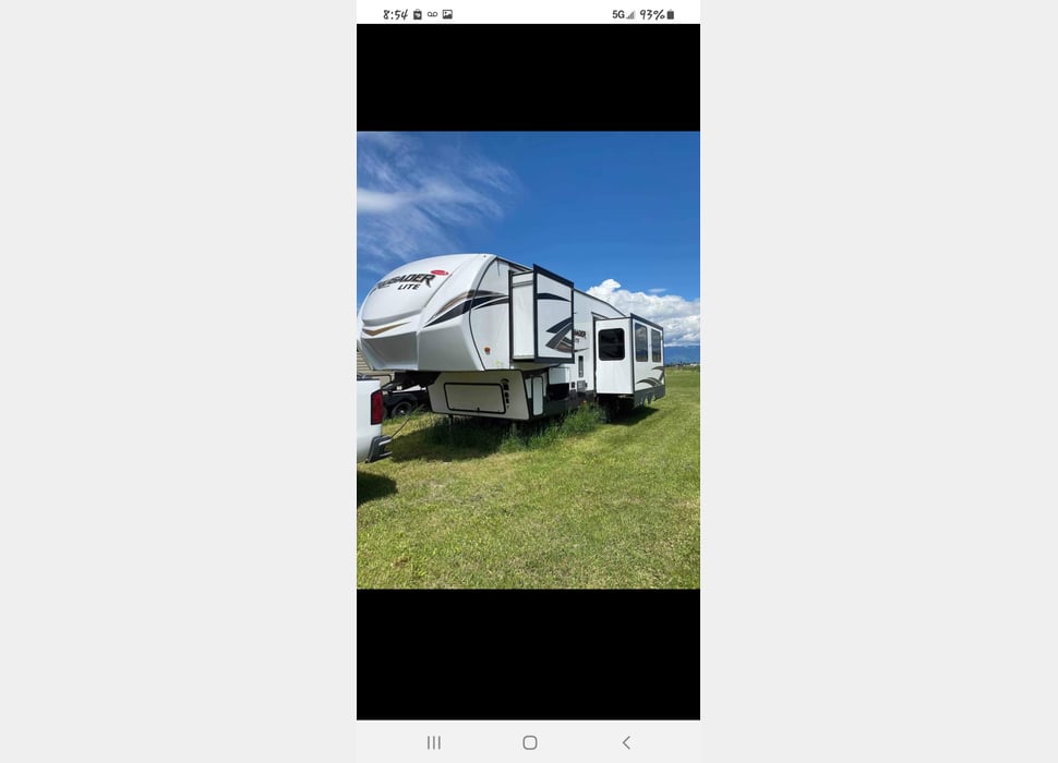 Fifth Wheel rentals in Kalispell