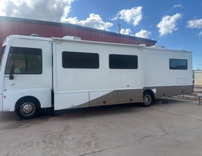 Winnebago Sightseer 35J