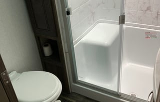 2022 Keystone 25’ 5th Wheel - DELIVERY ONLY