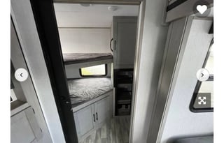 2022 Dutchmen RV Kodiak Ultra-Lite 296BHSL