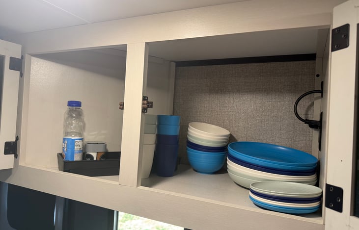 Plates, bowls, cups and spices