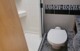 2021 Thor Motor Coach Outlaw 29J