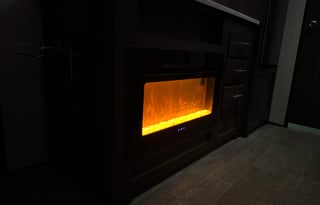 2021 Coleman 17B – Your Cozy Getaway on Wheels!