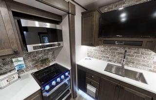 AGA 9 -	2021 Forest River RV XLR Hyper Lite 2815