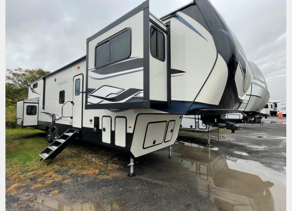 Fifth Wheel rentals in Southington