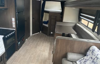 Pat's Wolf Den 2021 Forest River RV Cherokee