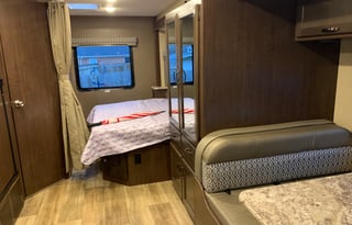 "Tiny" 2019 Thor Motor Coach Freedom Traveler 24HE