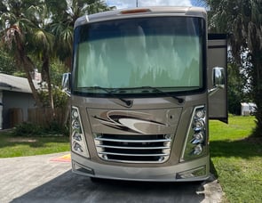 Thor Motor Coach Challenger 37DS