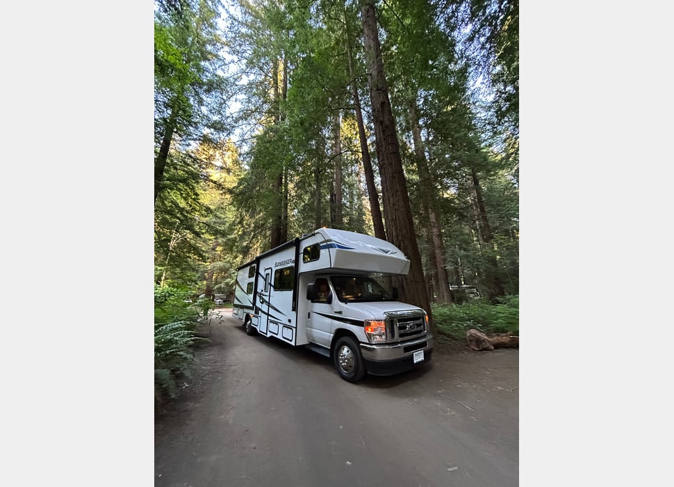 Class C Motor Home rentals in Modesto