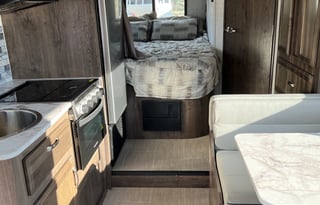 Easy to drive- RV rental