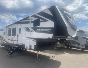 Jayco Seismic 395