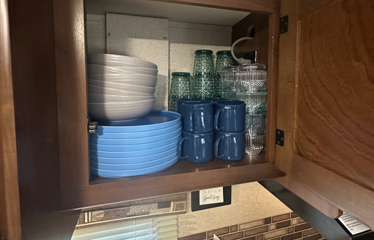 Plates, bowls, cups, etc.