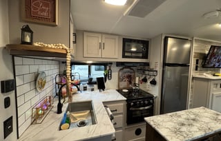 Welcome to HIGHLAND HIDEAWAY *Delivery Only*