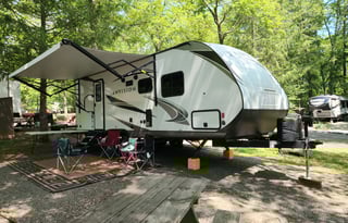 Traveler – Compact Comfort for Your Next Adventure