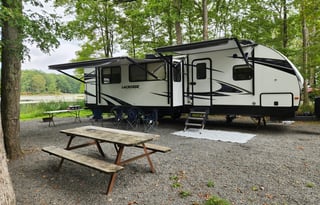 Escape –Spacious and Pet-Friendly Adventure Awaits