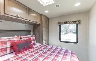 Jackie-2020 Jayco Redhawk SE 27N
