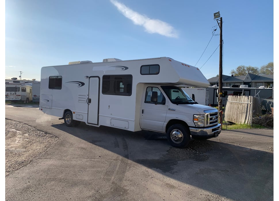 Class C Motor Home rentals in Murray