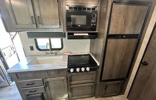 2021 Starcraft Autumn Ridge Single Axle 180BHS