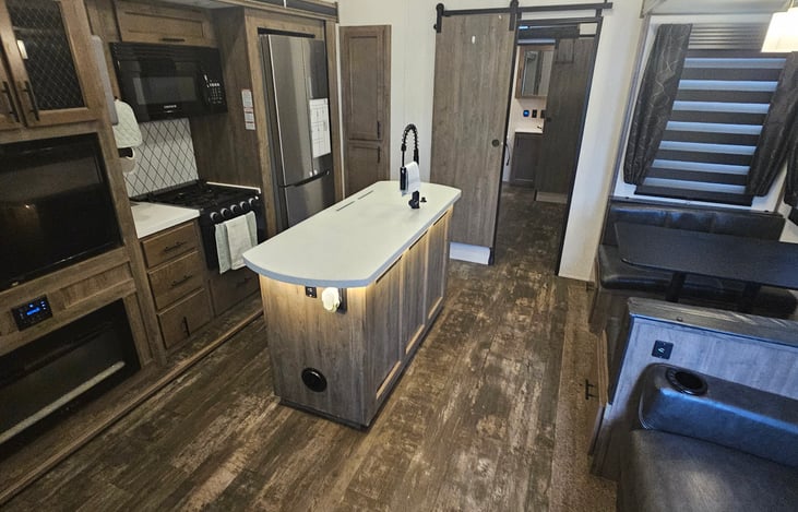 Living Space/ Dinette/ Kitchen