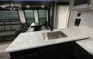 SPORTSMEN DESTINATION Bunkhse w/ Priv King Master!