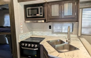 2022 Coachmen - Pursuit 31BH