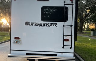 2022 ForestRiver Sunseeker LE (Sleeps 6)