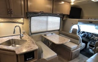 2020 Thor Motor Coach Chateau 26B