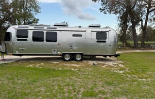 Glamping in International Luxury (WE DELIVER )