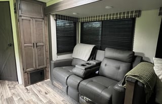 CLEAN functional Camper