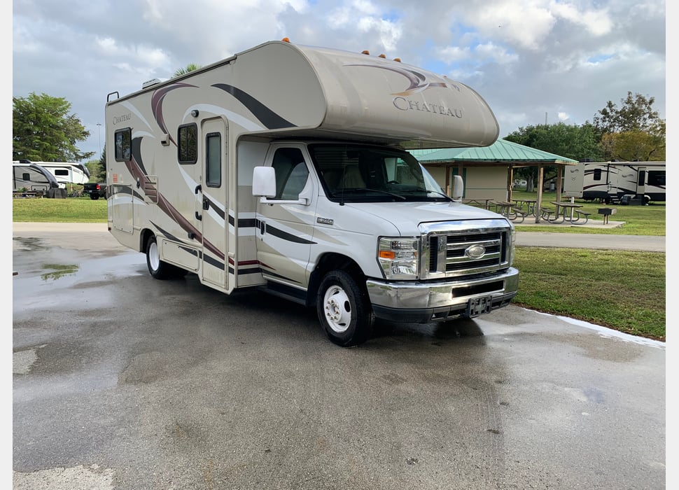 Class C Motor Home rentals in Tampa