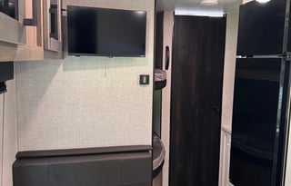 Jayco Jay Flight SLX 260BH – Adventure Awaits!