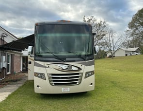 Thor Motor Coach Miramar 34 1