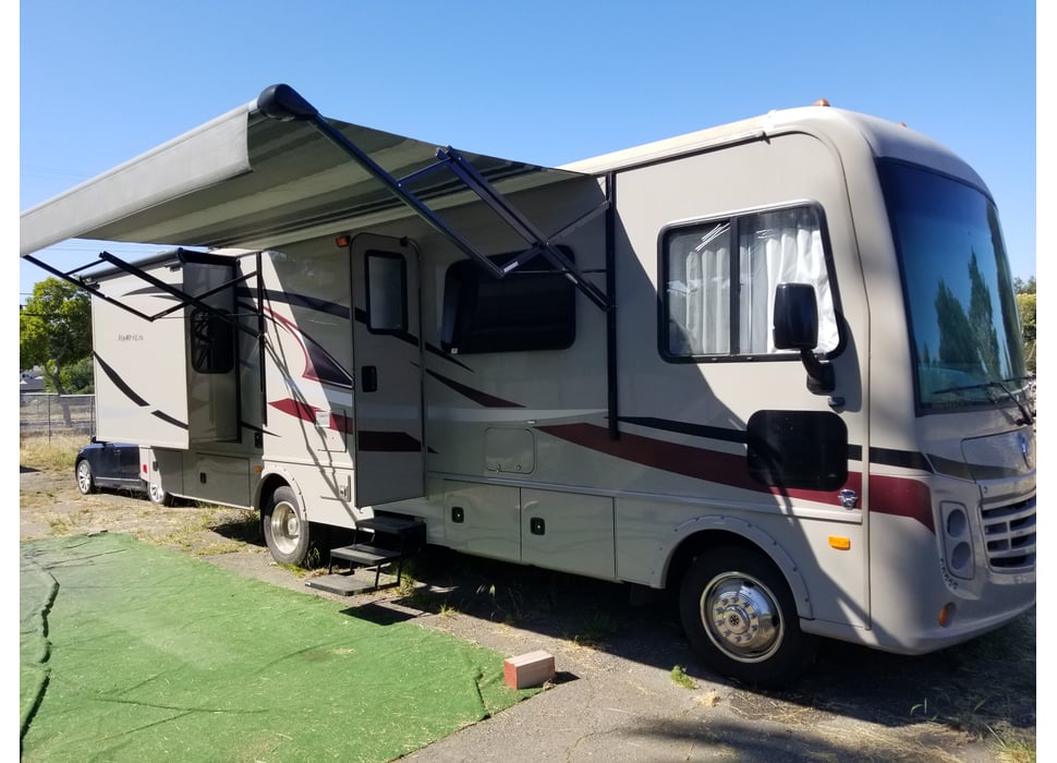 Class A Motor Home rentals in Menlo Park