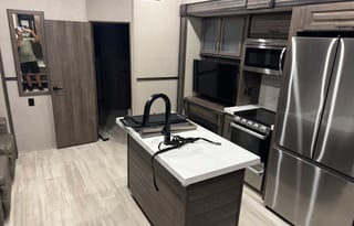 Solitude 3950BH-R ***Bunks & 2 Full Baths***