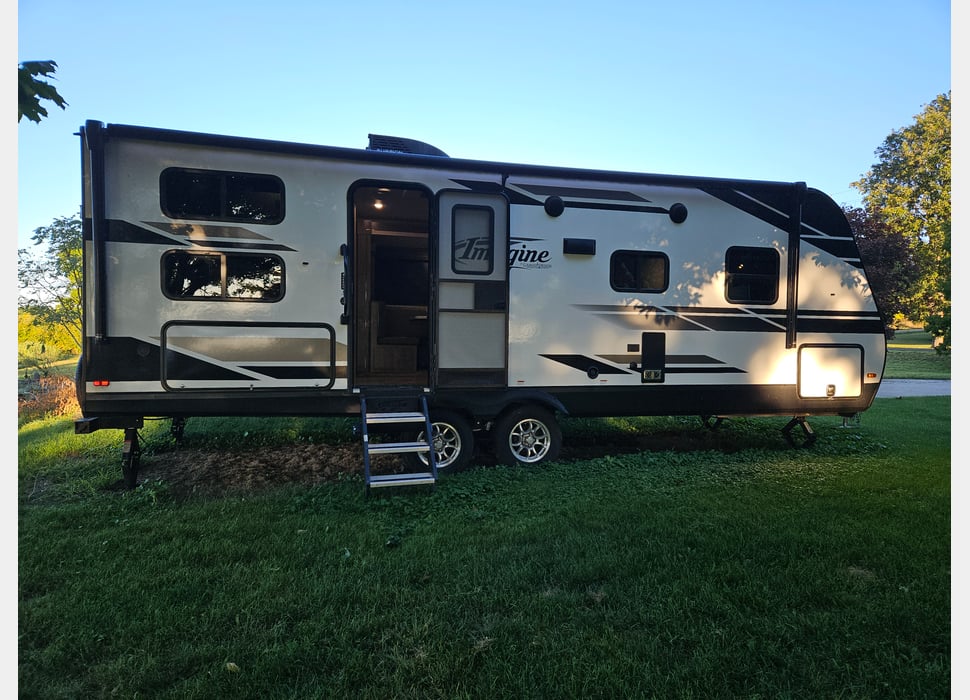 Travel Trailer rentals in Howell