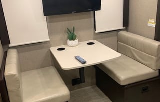 2020 Thor Motor Coach Gemini 24SX
