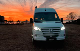 Hooklyfe Adventures Luxury Touring Coach