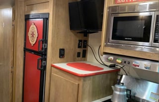 "Sam": 2019 Gulf Stream RV Vintage Cruiser 19RBS