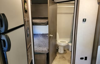 CAMPER YOU PICK UP OR WE DELIVER TO YOUR LOCATION