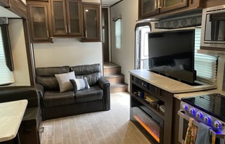 2021 Dutchmen Atlas "BUNK House" Fifth Wheel