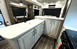 2022 Bighorn 5th wheel
