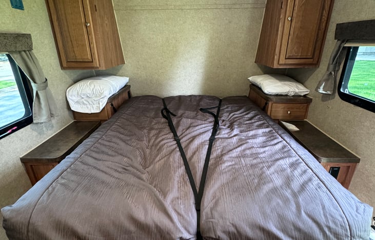 Murphy queen bed with travel strap attached