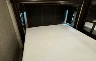 Jayco Northpoint Fifth Wheel - OMNE1063