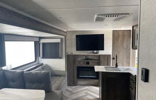 2020 Forest River RV Wildwood X-Lite 273QBXL