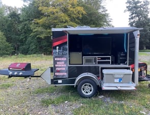 HORTON hauler Gameday Trailer