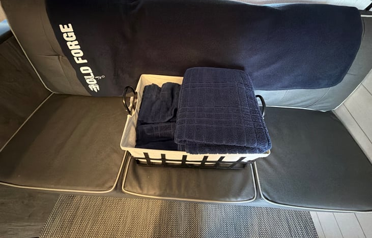 Included with Linen package. Bath towels